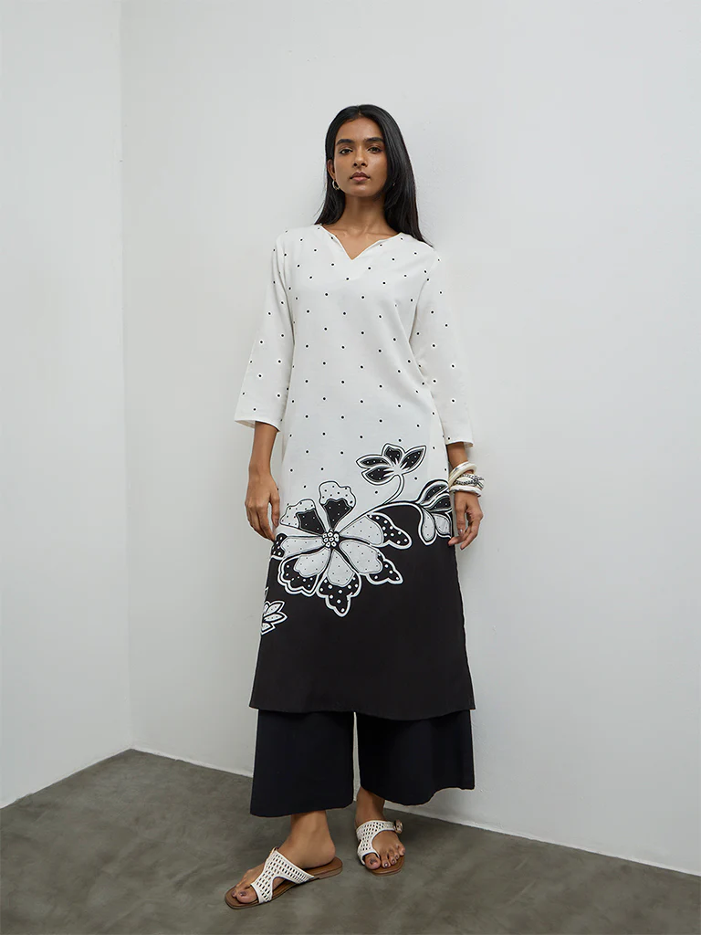 Utsa Off-White Floral Printed A-Line Kurta - Image 2