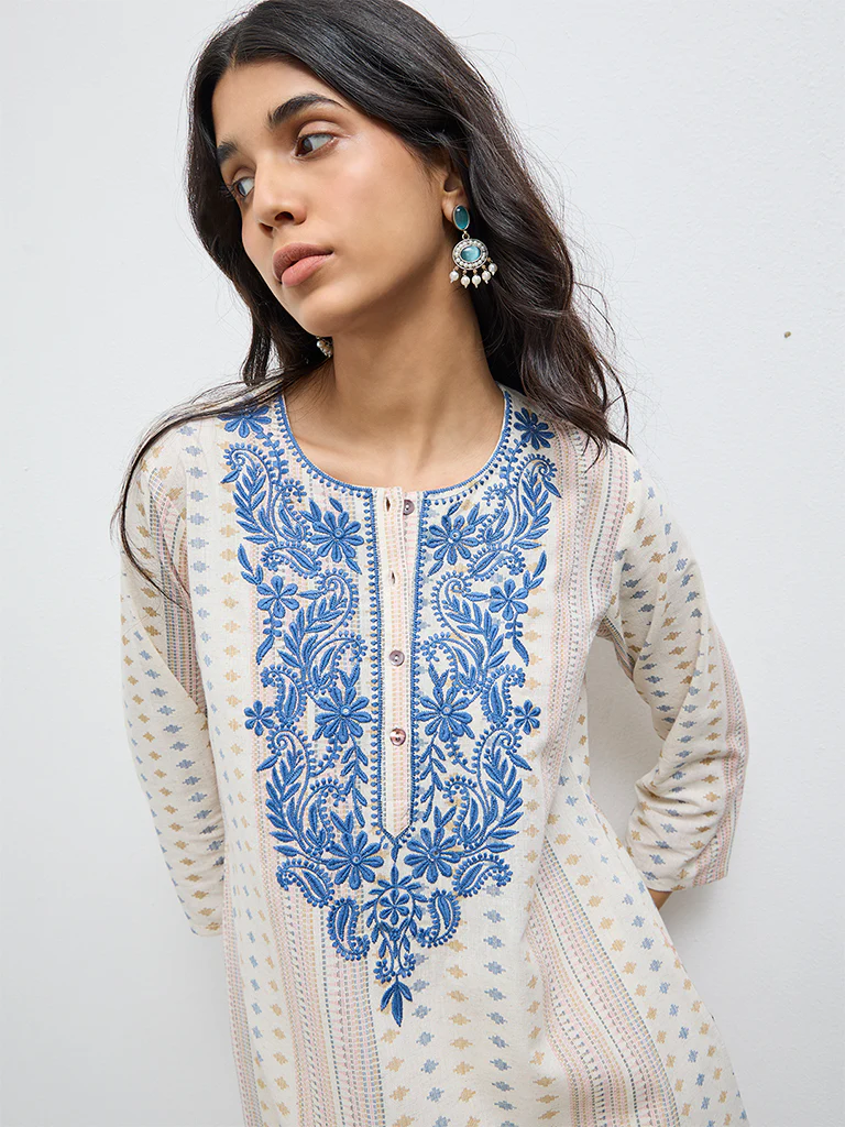 Utsa Off-White Floral Printed Cotton-Blend A-Line Kurta - Image 3