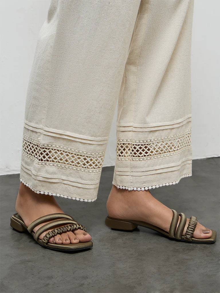 Utsa Off-White Lace Design Cotton-Blend Pants - Image 3