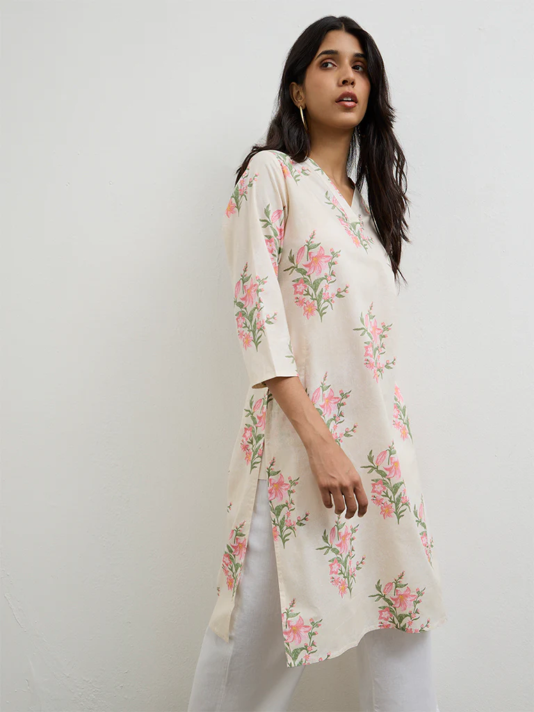 Utsa Pink Floral Printed Cotton Straight Kurta - Image 2