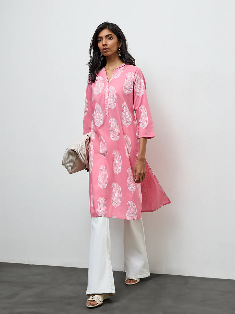 Utsa Pink Paisley Printed Cotton Straight Kurta - Image 2