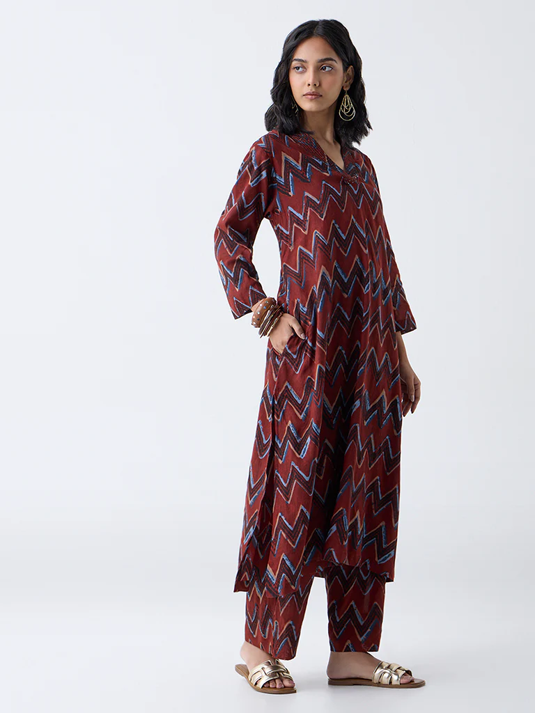 Utsa Red Chevron Pattern A-Line Kurta - Image 2