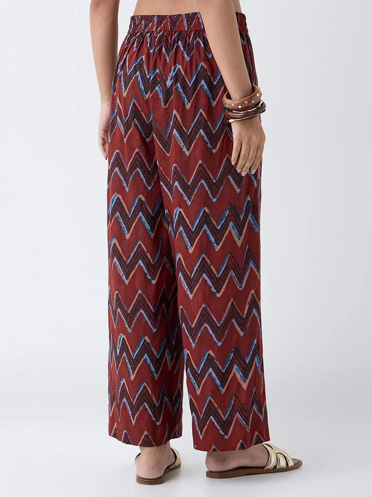 Utsa Red Chevron Pattern Pants - Image 4