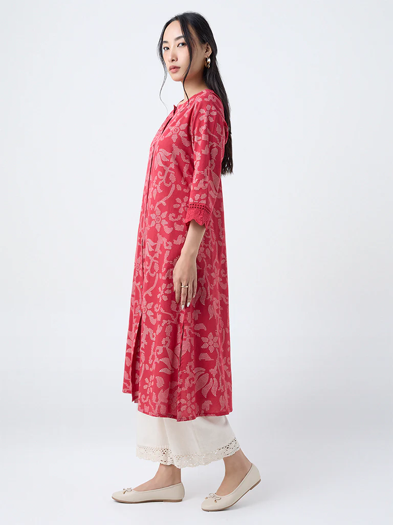 Utsa Red Floral Detailed Cotton-Blend A-Line Kurta - Image 2