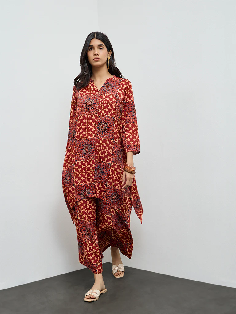 Utsa Red Printed A-Line Kurta