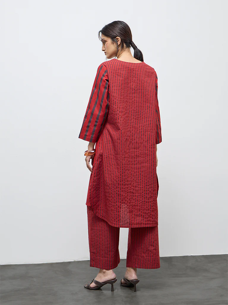 Utsa Red Printed Cotton-Blend A-Line Kurta - Image 4