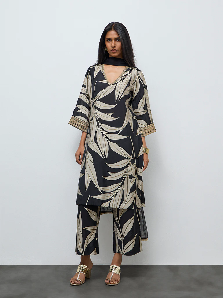 Vark Black Botanical Pattern A-Line Ethnic Set
