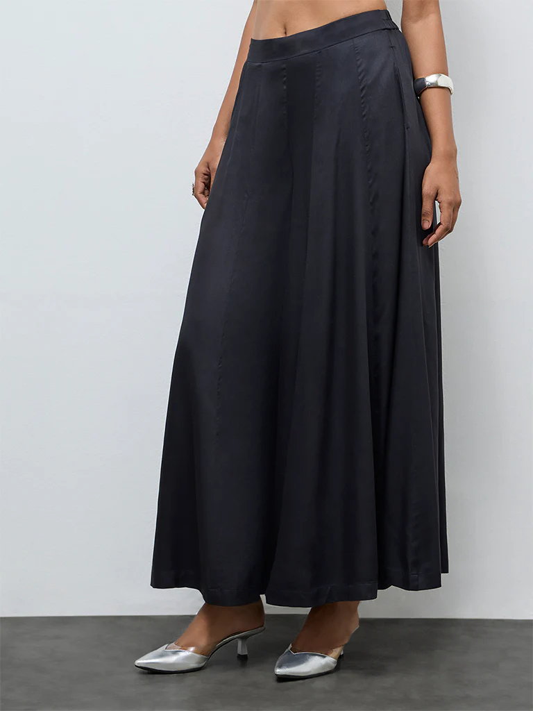 Vark Black Flared Palazzos