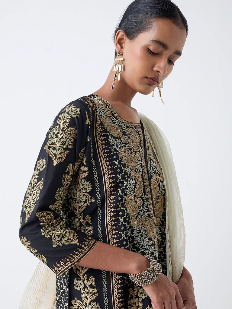 Vark Black Paisley Design Straight Ethnic Set - Image 3