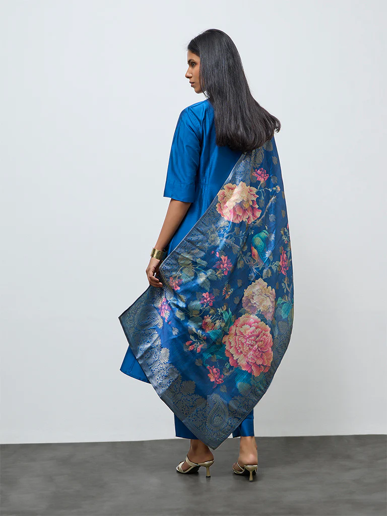 Vark Blue Anarkali Ethnic Set - Image 4