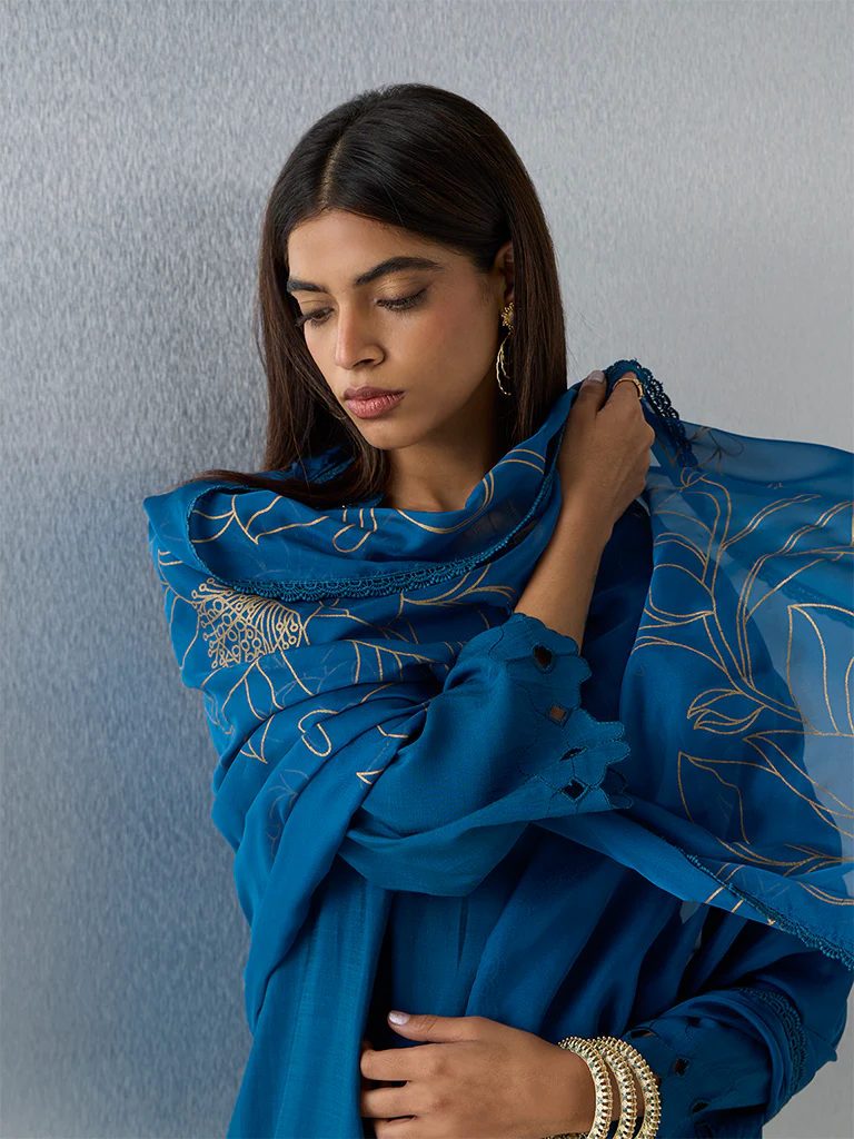Vark Blue Floral Design A-Line Ethnic Set - Image 3