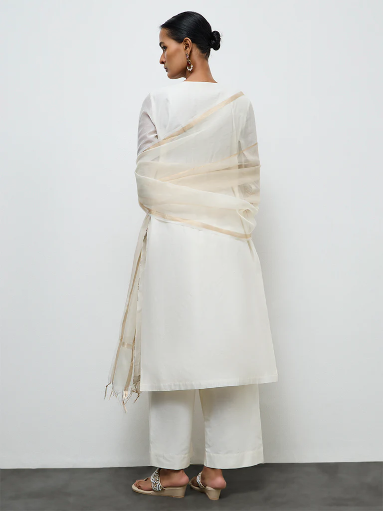 Vark Ivory Floral Embroidered Cotton-Blend A-Line Ethnic Set - Image 4