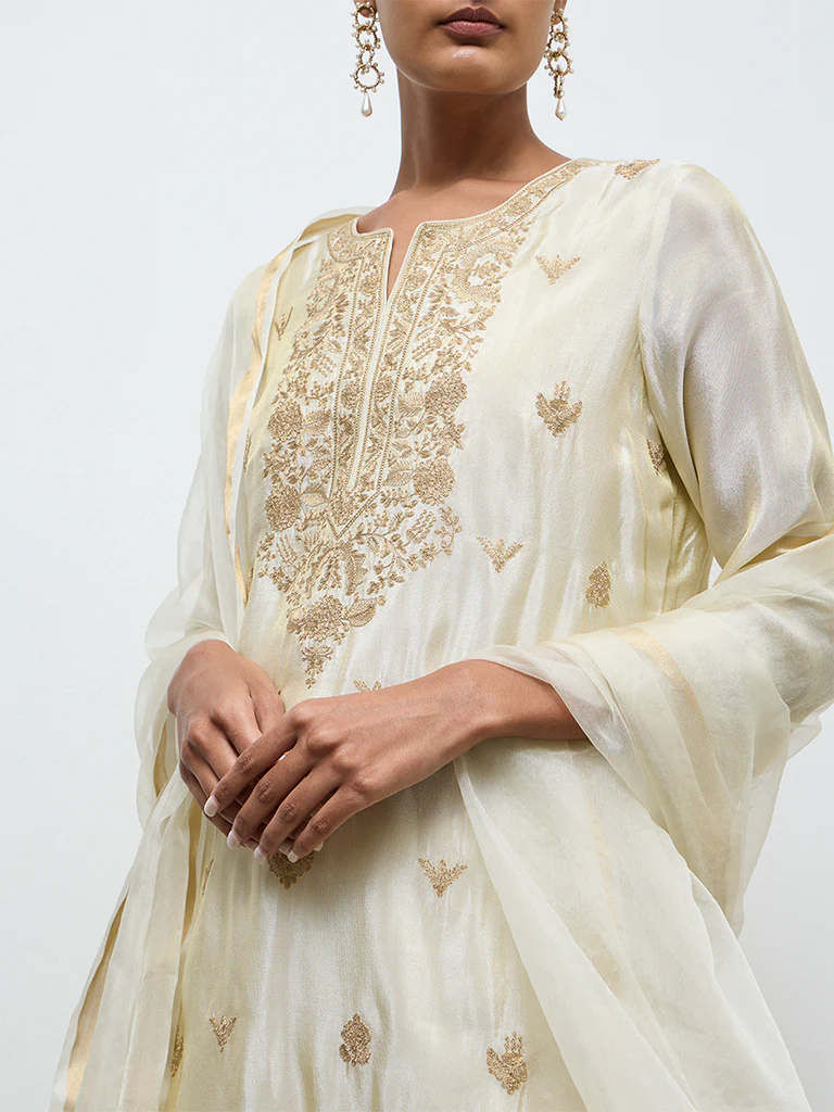 Vark Light Gold Embellished A-Line Ethnic Set - Image 3