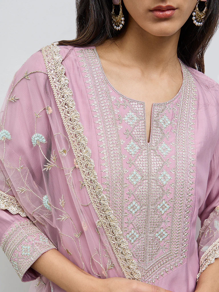 Vark Light Pink Embellished A-Line Ethnic Set - Image 3