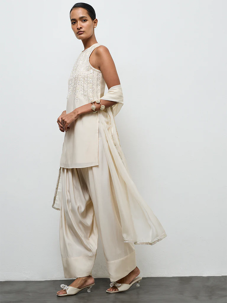 Vark Off-White Embellished Ethnic Set - Image 2