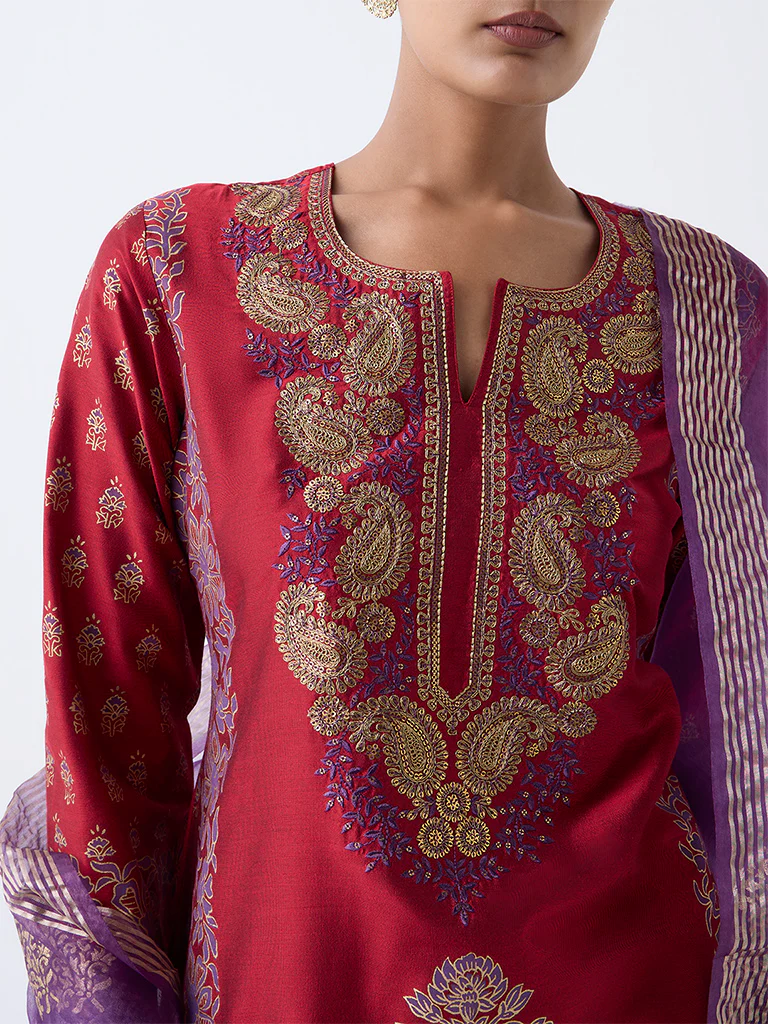 Vark Red Floral Embroidered Straight Ethnic Set - Image 3