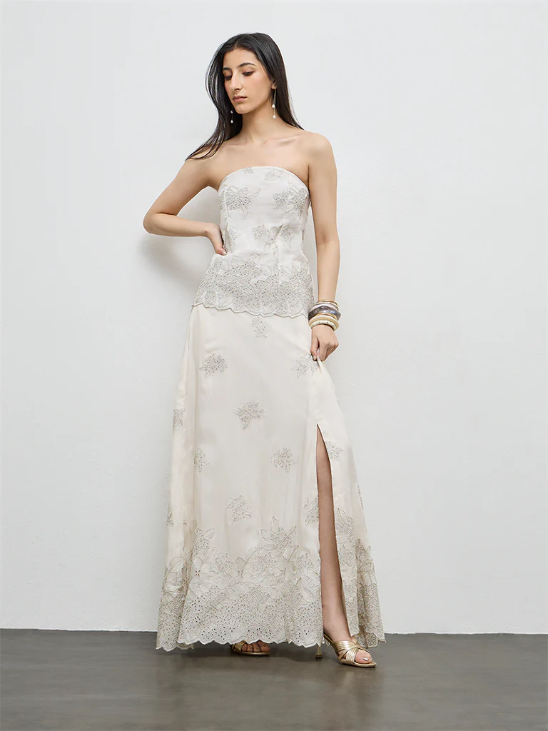 Vark White Floral Embroidered Skirt - Image 2
