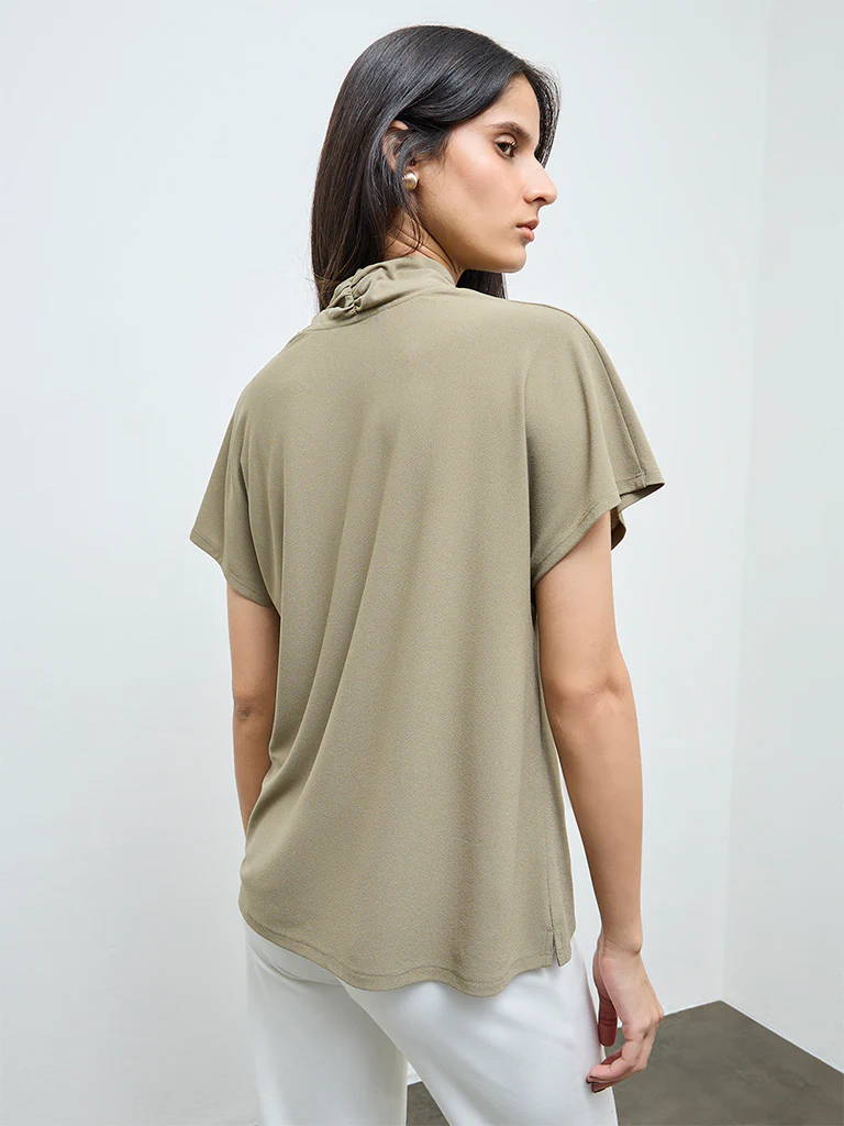 Wardrobe Olive Solid Top - Image 4