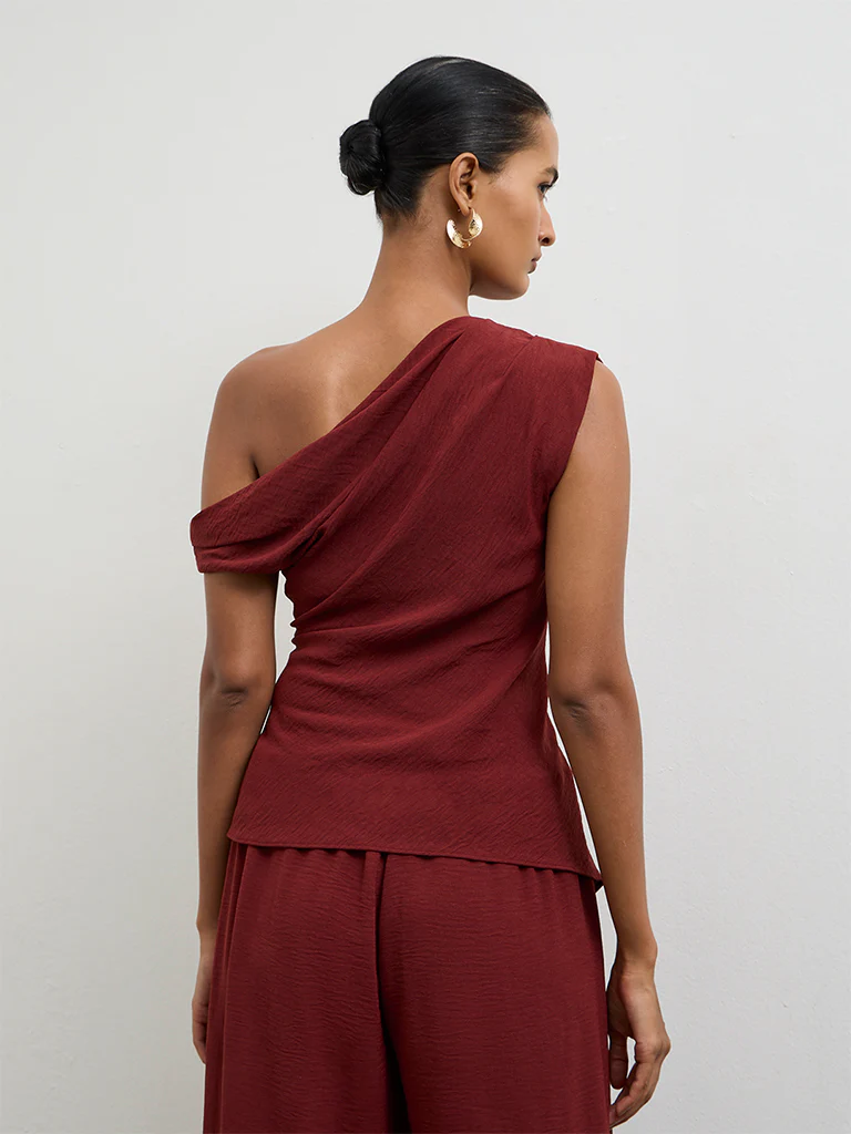Wardrobe Red One-shoulder Top - Image 4