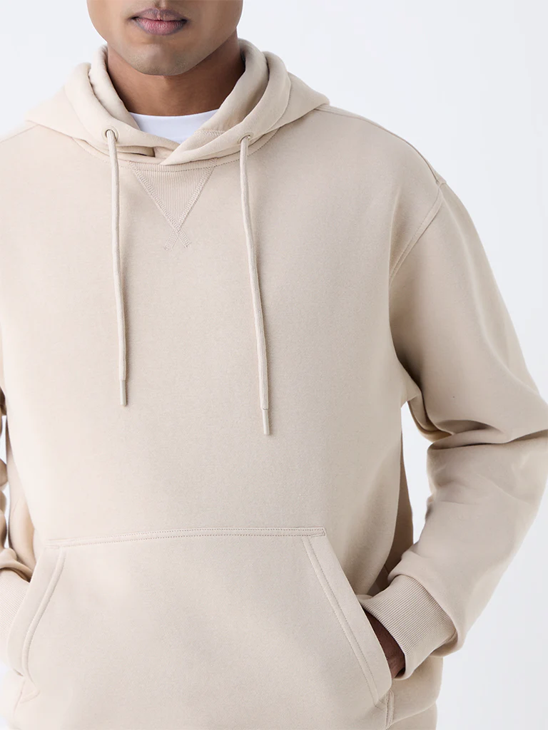 WES Casuals Beige Solid Relaxed-Fit Cotton-Blend Hoodie - Image 4
