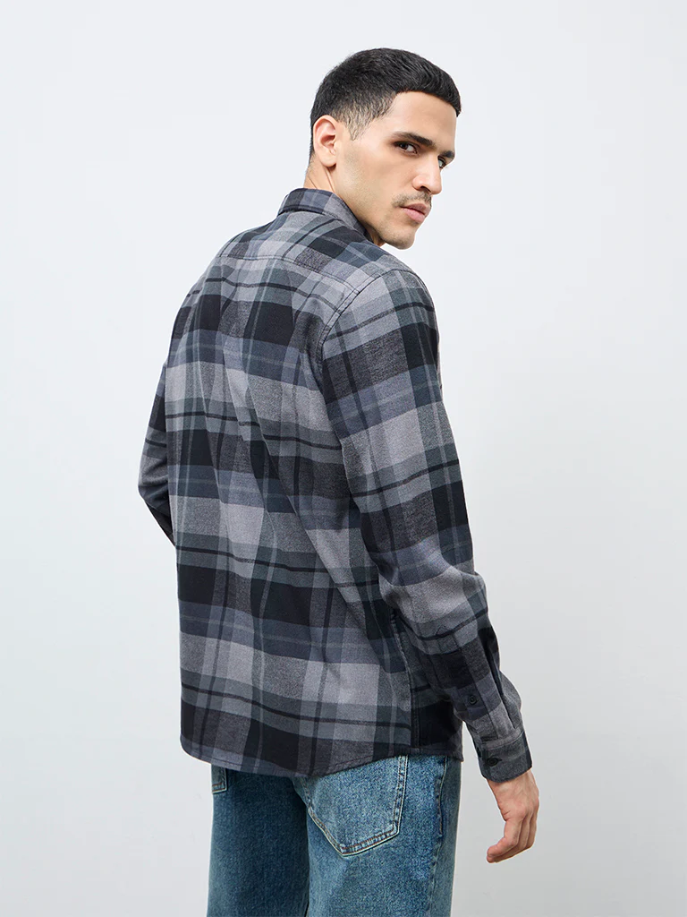 WES Casuals Black Check Relaxed-Fit Cotton Shirt - Image 4