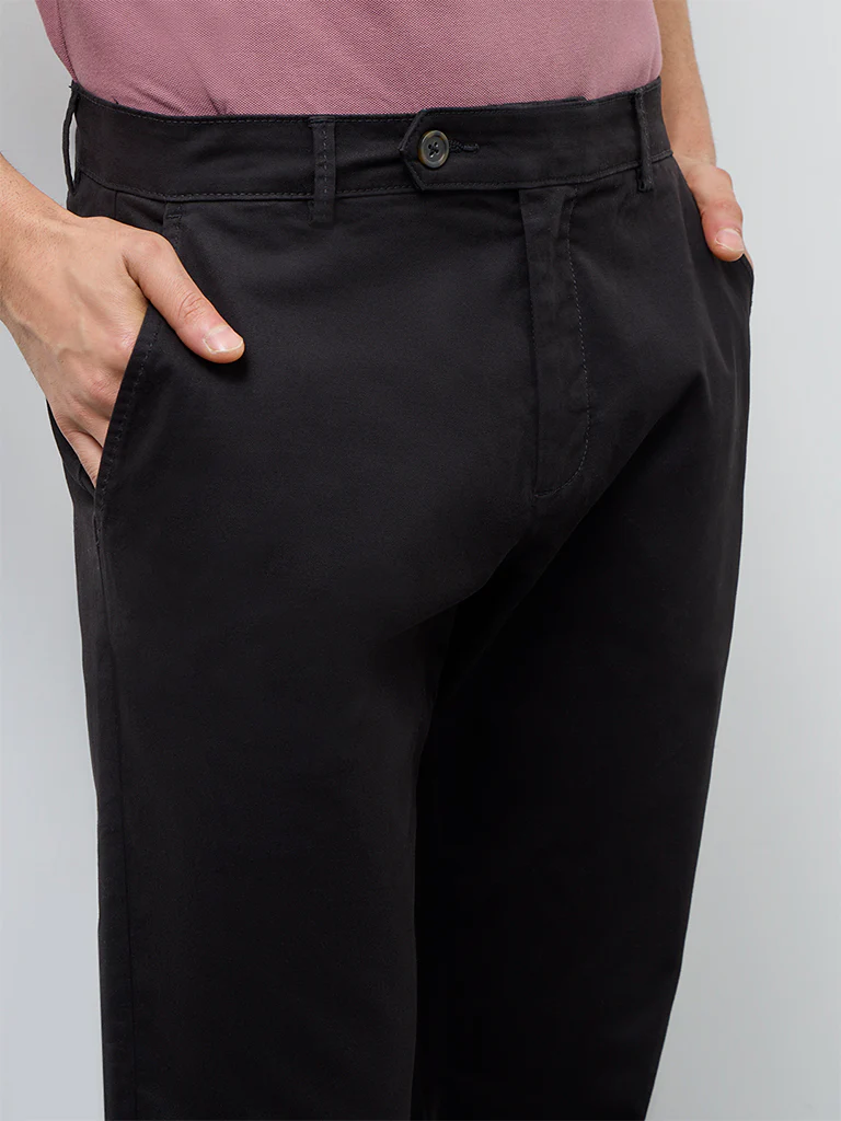 WES Casuals Black Relaxed-Fit Mid-Rise Cotton-Blend Trousers - Image 4