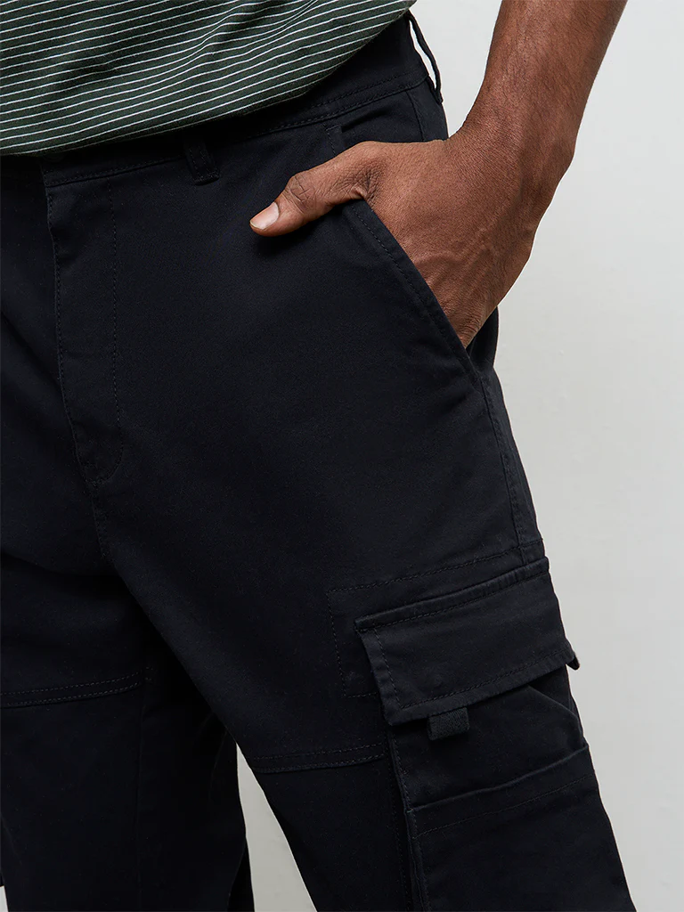 WES Casuals Black Relaxed-Fit Mid-Rise Cotton Cargo Pants - Image 4