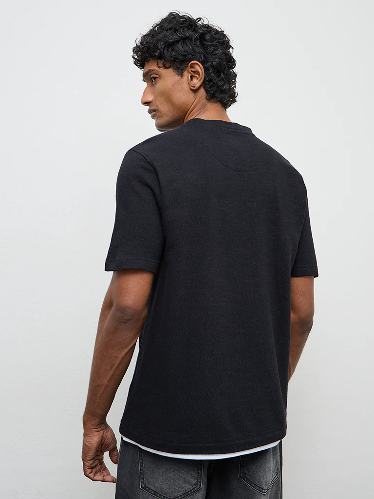 WES Casuals Black Solid Textured Relaxed-Fit Cotton T-Shirt - Image 5