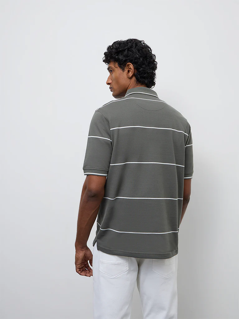 WES Casuals Dark Sage Relaxed-Fit Cotton Polo T-Shirt - Image 4
