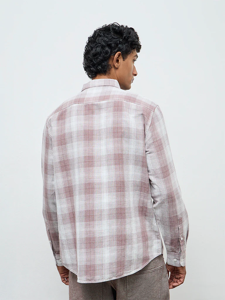 WES Casuals Dusty Pink Checks Relaxed Fit Cotton-Blend Shirt - Image 4