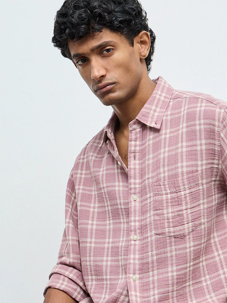 WES Casuals Dusty Pink Checks Relaxed-Fit Cotton Shirt - Image 4