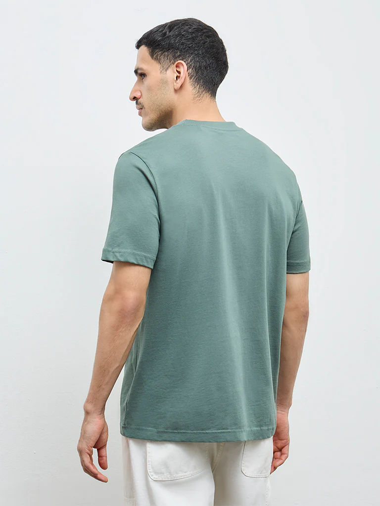WES Casuals Green Solid Slim-Fit Cotton T-Shirt - Image 5