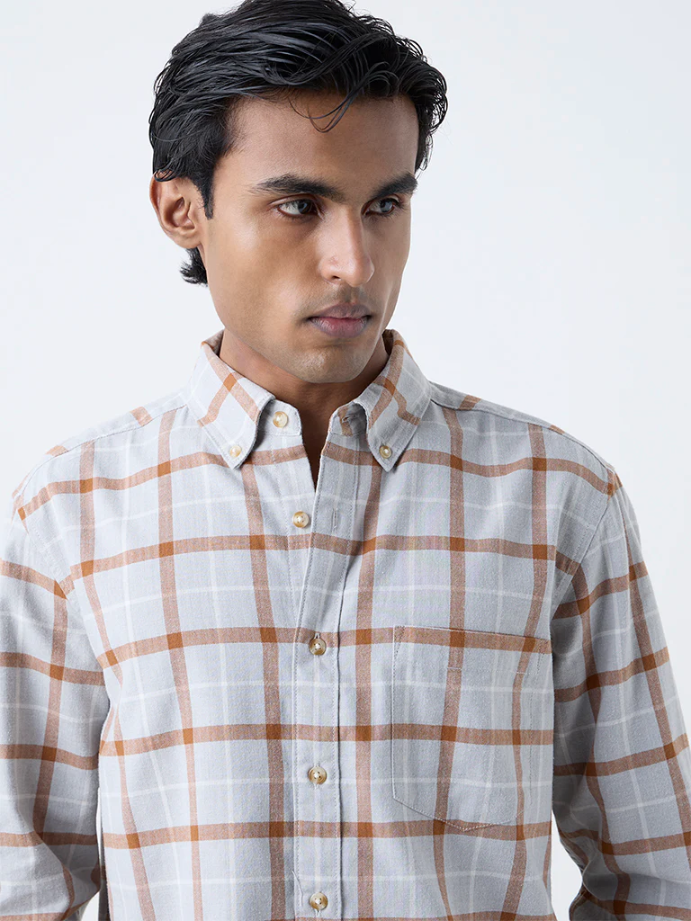WES Casuals Grey Checkered Relaxed-Fit Cotton-Blend Shirt - Image 3