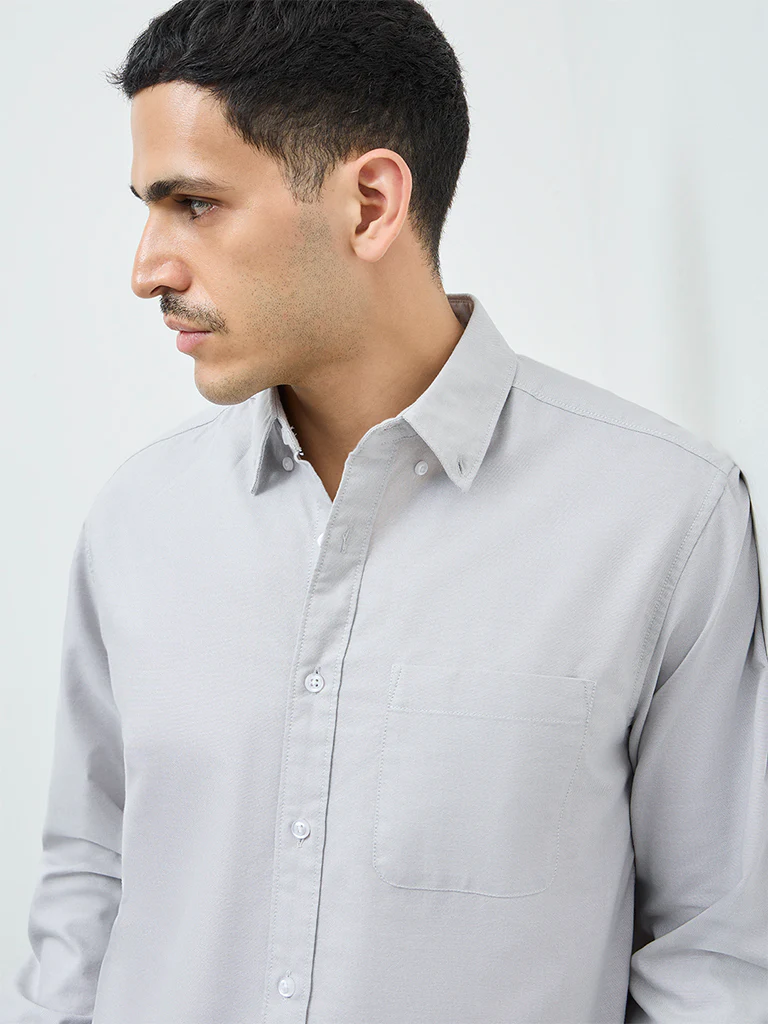 WES Casuals Light Grey Solid Relaxed-Fit Cotton Shirt - Image 4