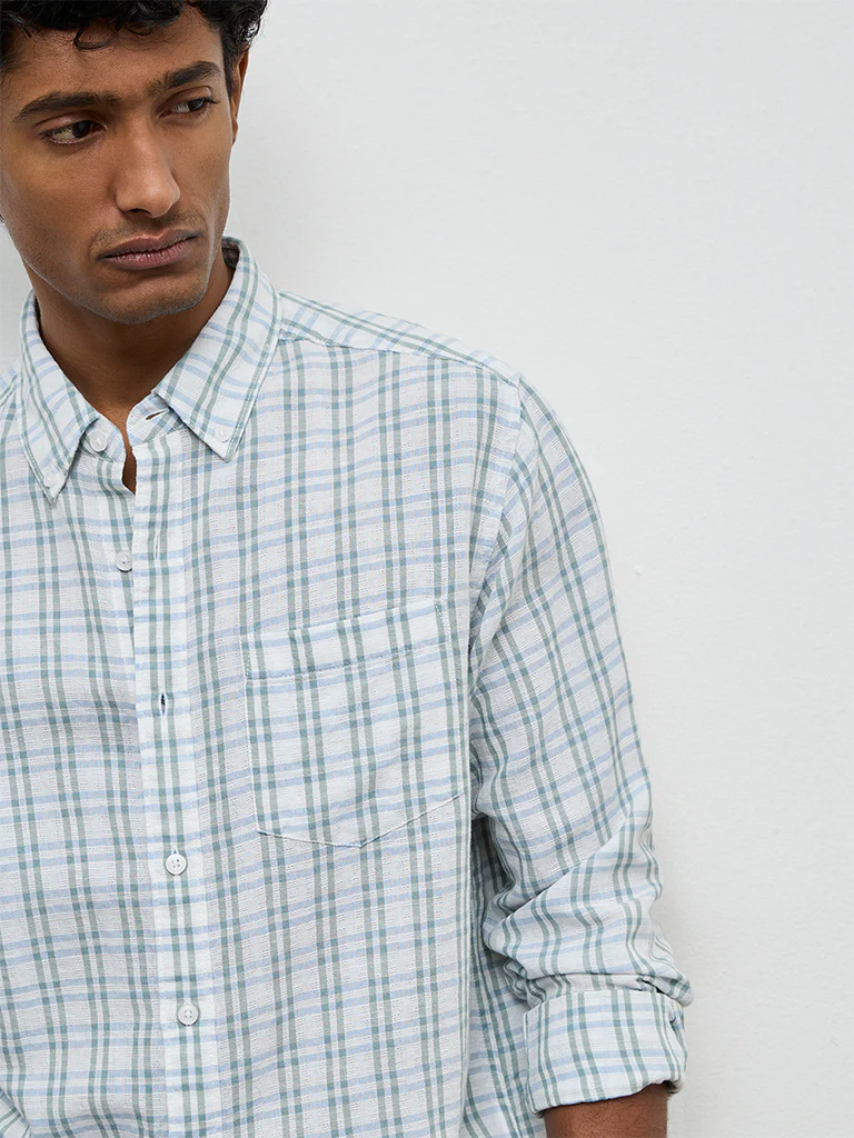 WES Casuals Off-White Checks Relaxed-Fit Cotton-Blend Shirt - Image 3