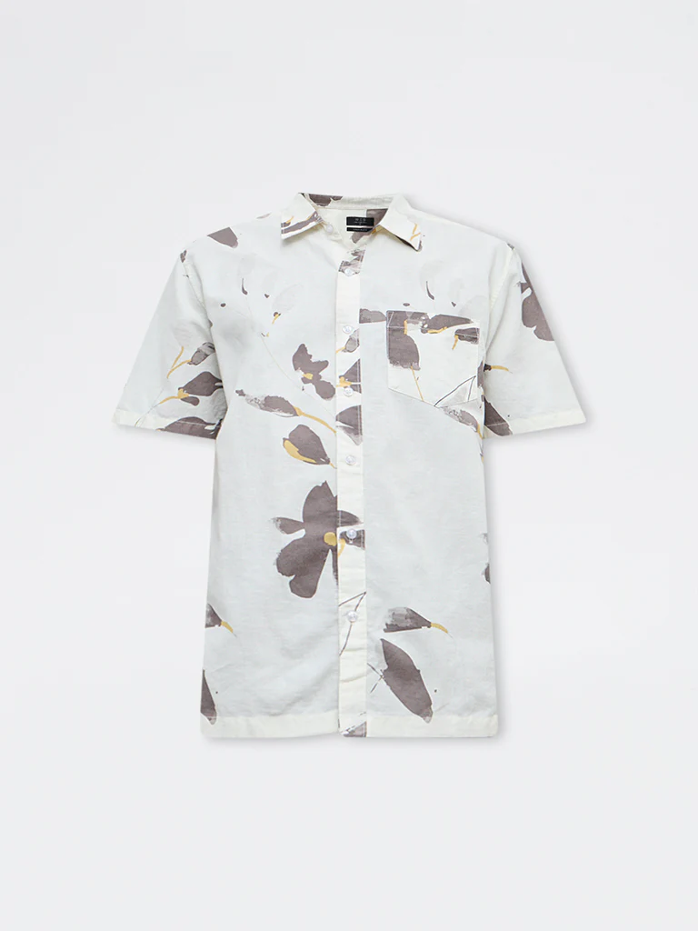 WES Casuals Off-White Printed Relaxed Fit Cotton-Blend Shirt - Image 5