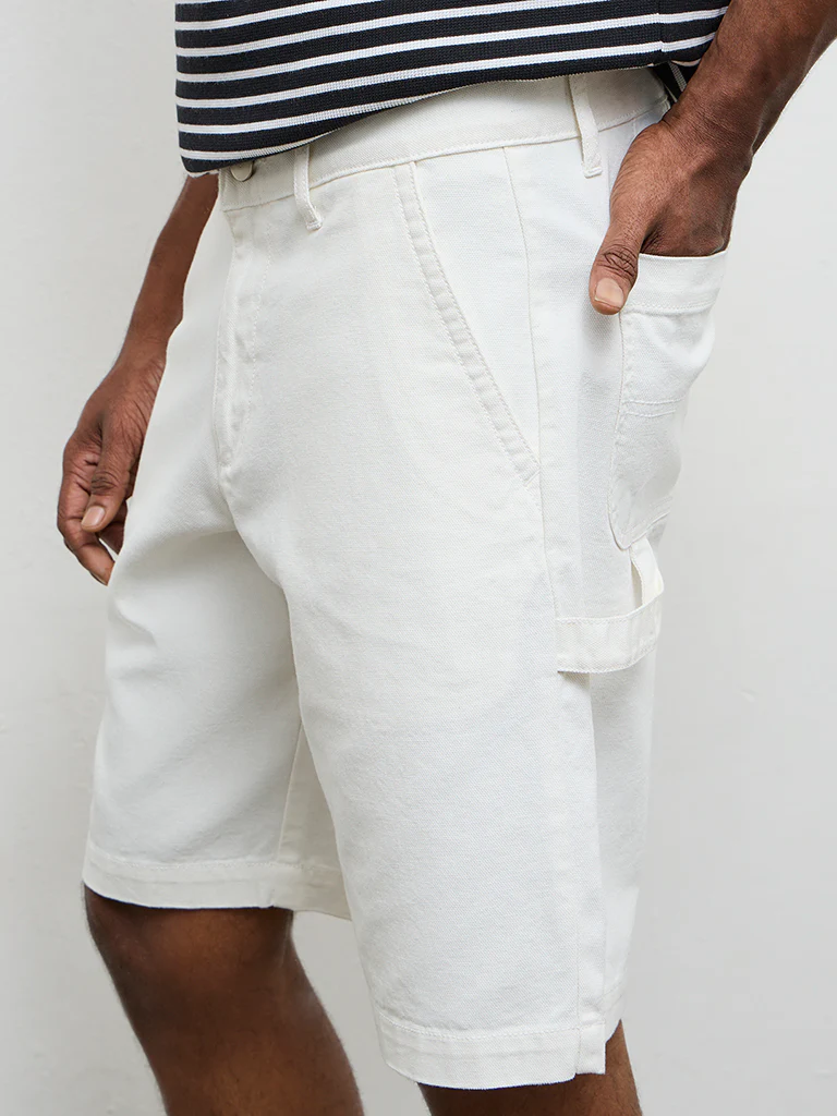 WES Casuals Off-White Relaxed-Fit Mid-Rise Canvas Carpenter Shorts - Image 3