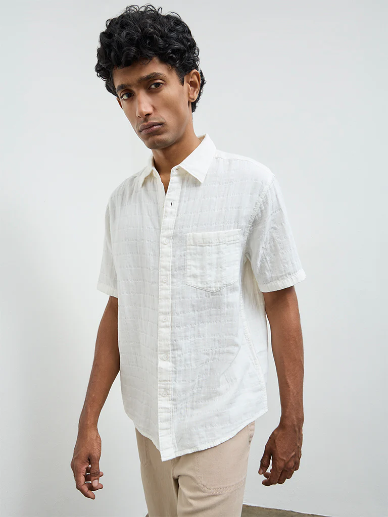 WES Casuals Off-White Textured Relaxed-Fit Cotton Shirt - Image 2