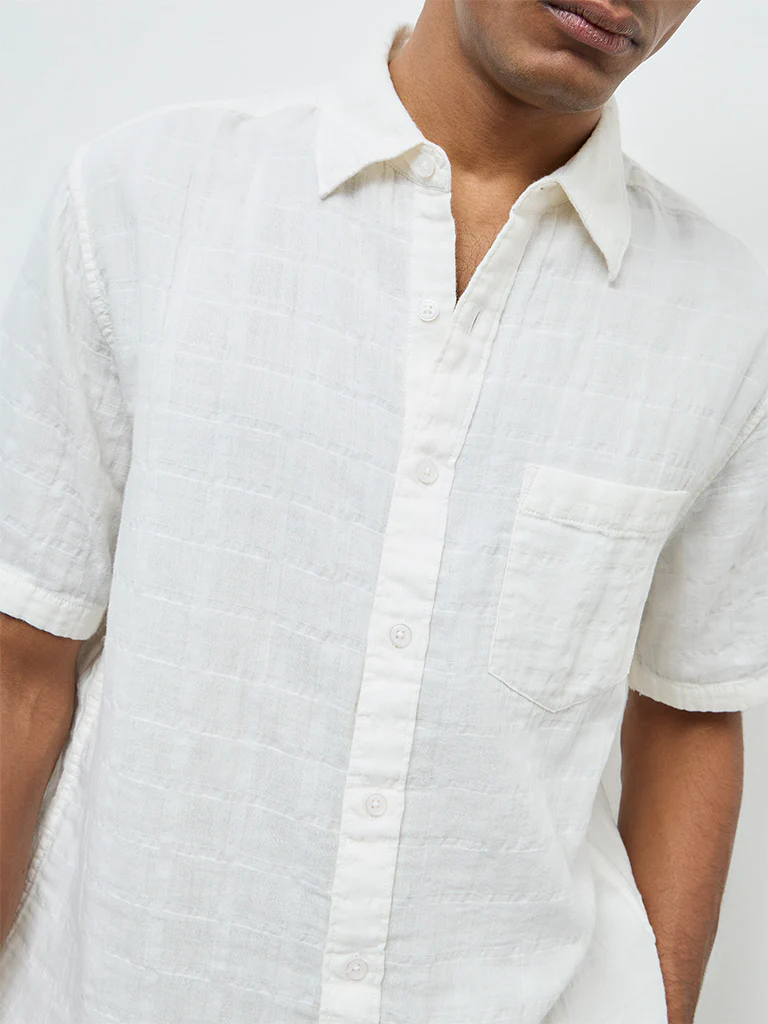WES Casuals Off-White Textured Relaxed-Fit Cotton Shirt - Image 3