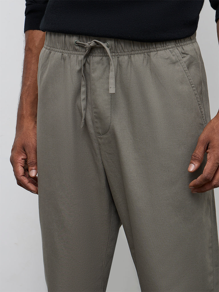 WES Casuals Olive Relaxed-Fit Mid-Rise Cotton-Blend Chinos - Image 4