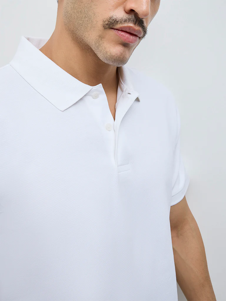 WES Casuals White Relaxed-Fit Cotton-Blend Polo T-Shirt - Image 3