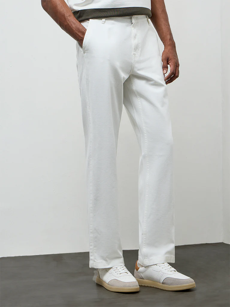 WES Casuals White Relaxed-Fit Mid-Rise Cotton Trousers - Image 3