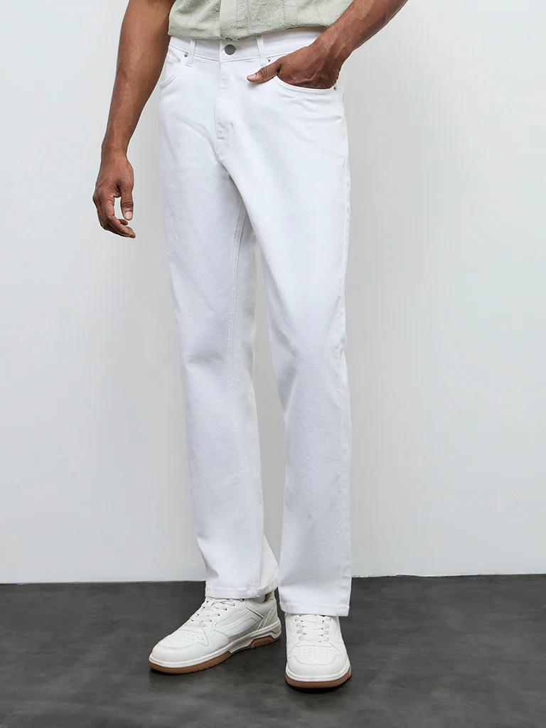WES Casuals White Relaxed Fit Mid-Rise Jeans - Image 2