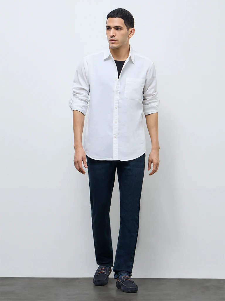 WES Casuals White Solid Relaxed-Fit Cotton-Blend Shirt - Image 3