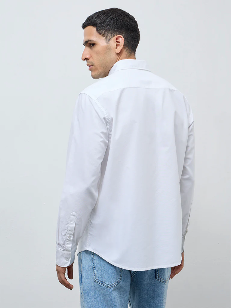 WES Casuals White Solid Relaxed-Fit Cotton Shirt - Image 5