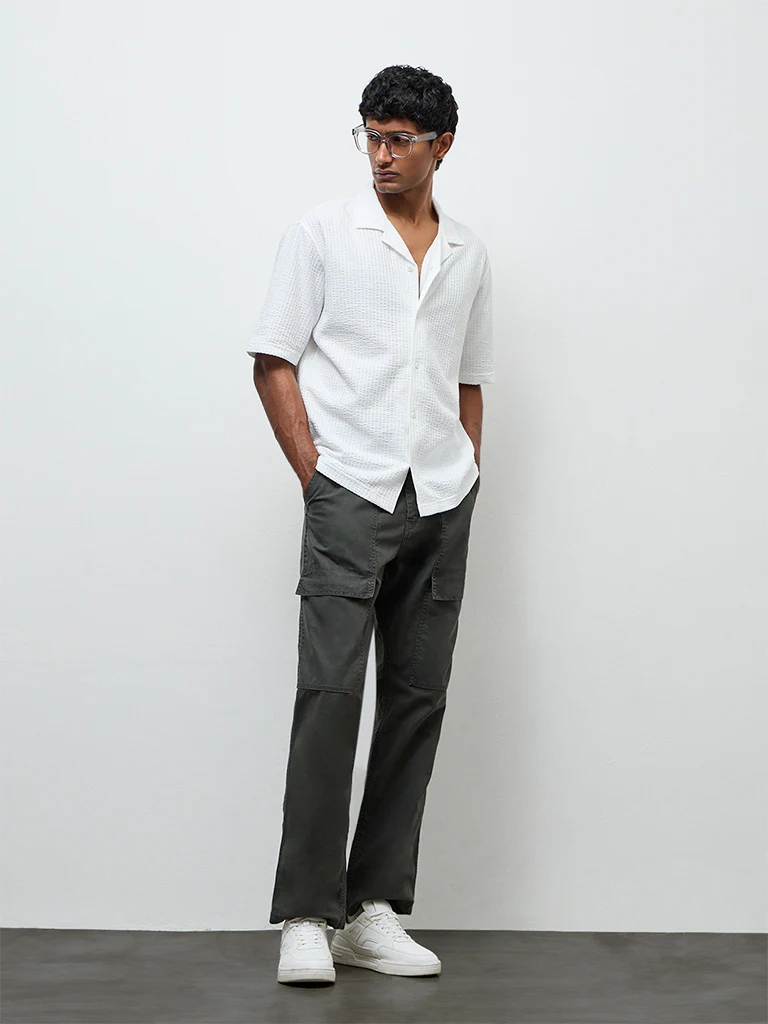 WES Casuals White Textured Relaxed Fit Cotton-Blend Shirt