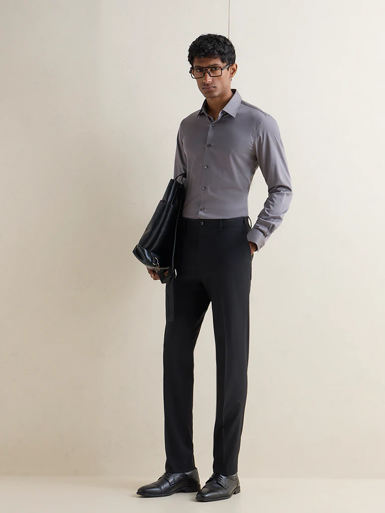 WES Formals Black Solid Relaxed-Fit Mid-Rise Trousers