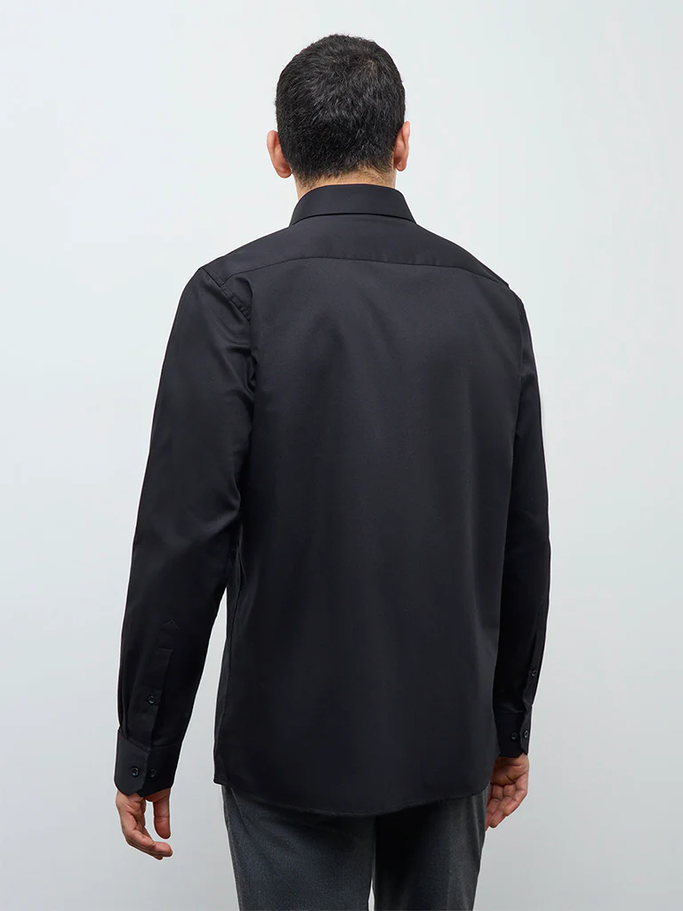 WES Formals Black Solid Slim-Fit Cotton Shirt - Image 5