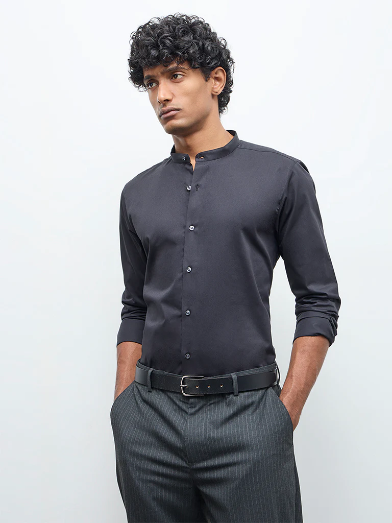 WES Formals Black Solid Slim-Fit Cotton Shirt