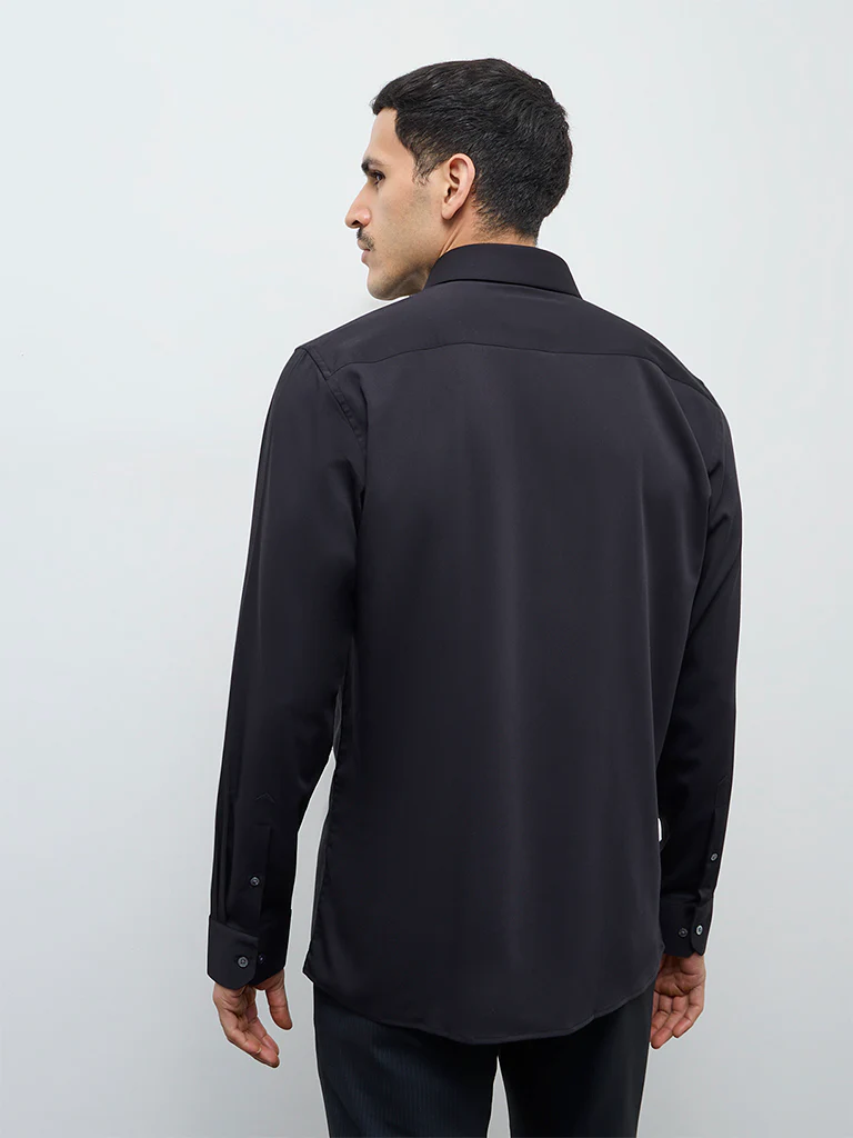 WES Formals Black Solid Slim-Fit Shirt - Image 5